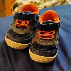 Striderite Suprize Tennis Shoes